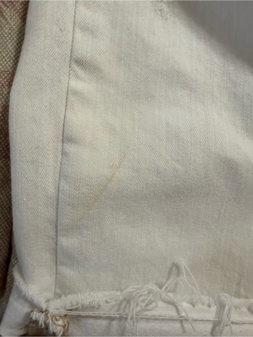 NWT True Religion White Distressed Women’s Capri Jeans Sz 28 w/flaws - Picture 5 of 7